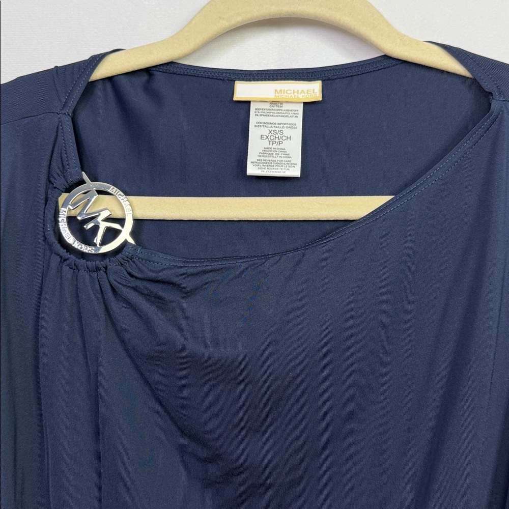 Michael Kors Blouse Sleeve Loose Casual Navy Blue Metal Logo Top - Picture 2 of 8